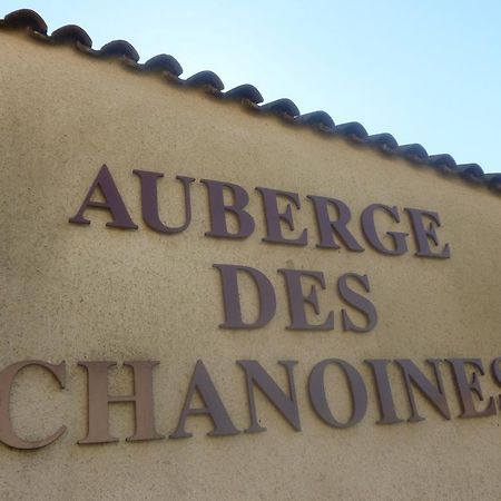 Auberge Des Chanoines Aigueperse  Exterior foto