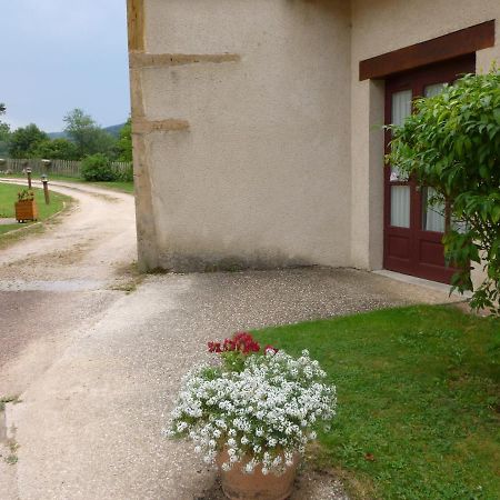 Auberge Des Chanoines Aigueperse  Exterior foto